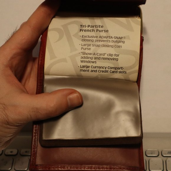 Princess Gardner - Genuine Lambskin - Wallet, Coin, Cardholder - Red - Picture 12 of 13